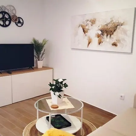 Fuer 3 Personen Ca 45 M In Cristianos, Teneriffa Westkueste Von Teneriffa Los Cristianos (Tenerife)